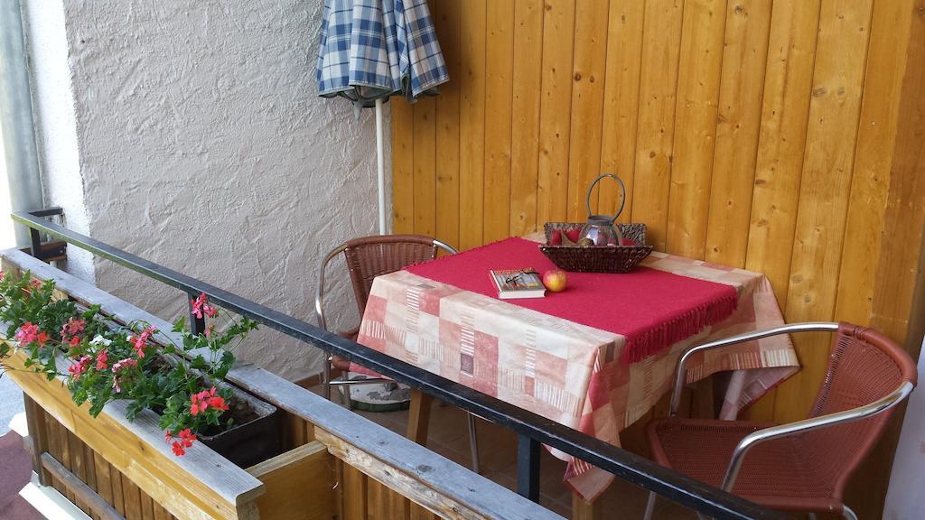 Appartements Fritz Sagmeister Jenig Kamer foto
